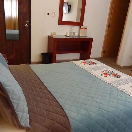 Hotel San Miguel Penjamo ภายนอก รูปภาพ