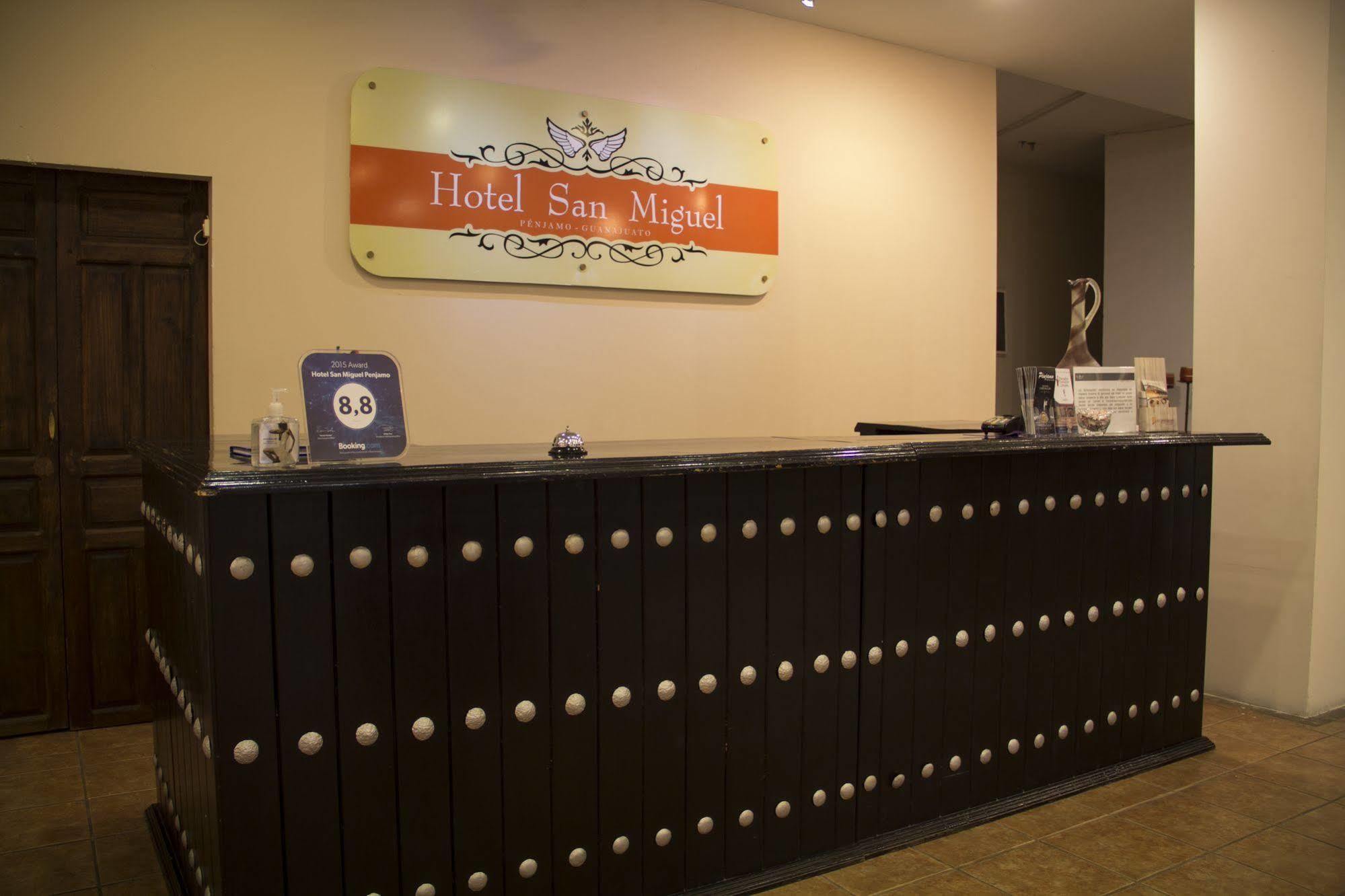 Hotel San Miguel Penjamo ภายนอก รูปภาพ