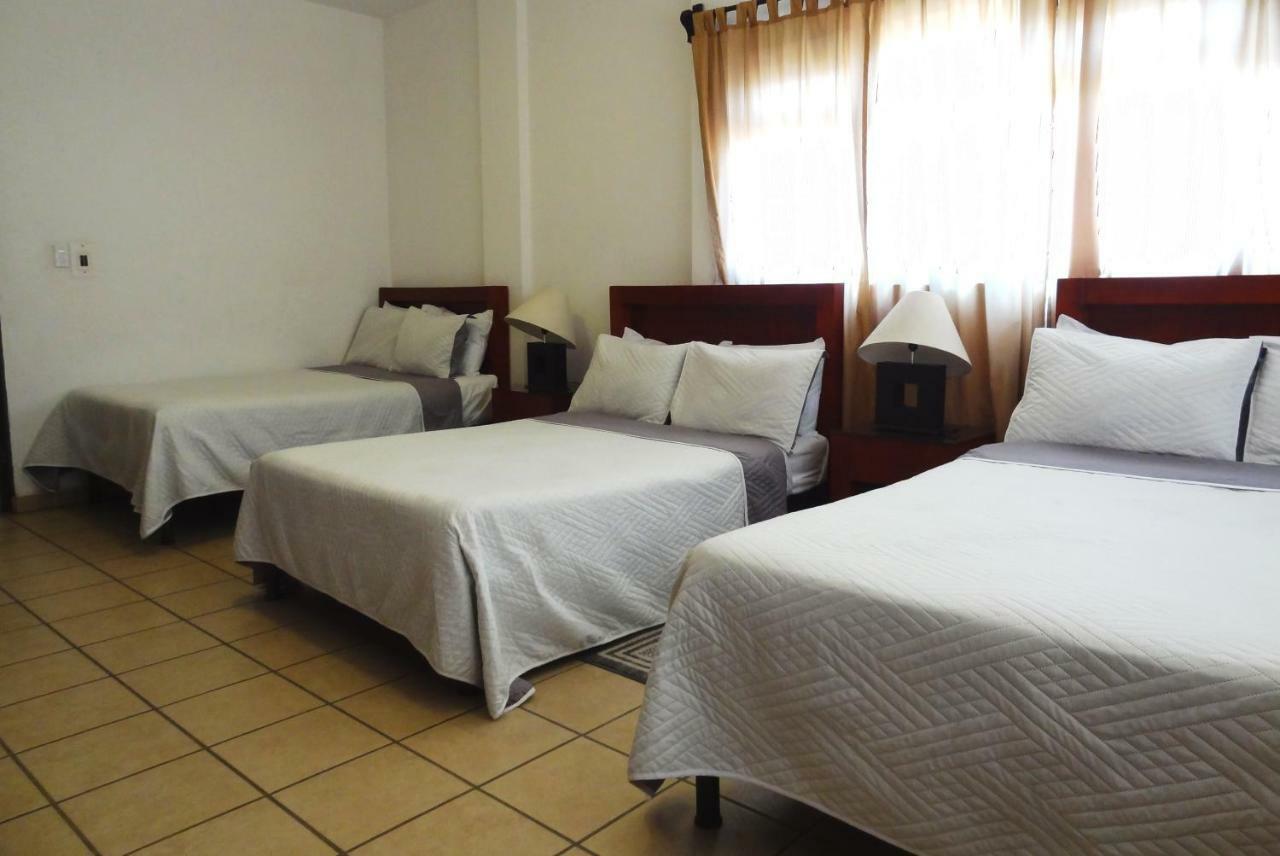 Hotel San Miguel Penjamo ภายนอก รูปภาพ