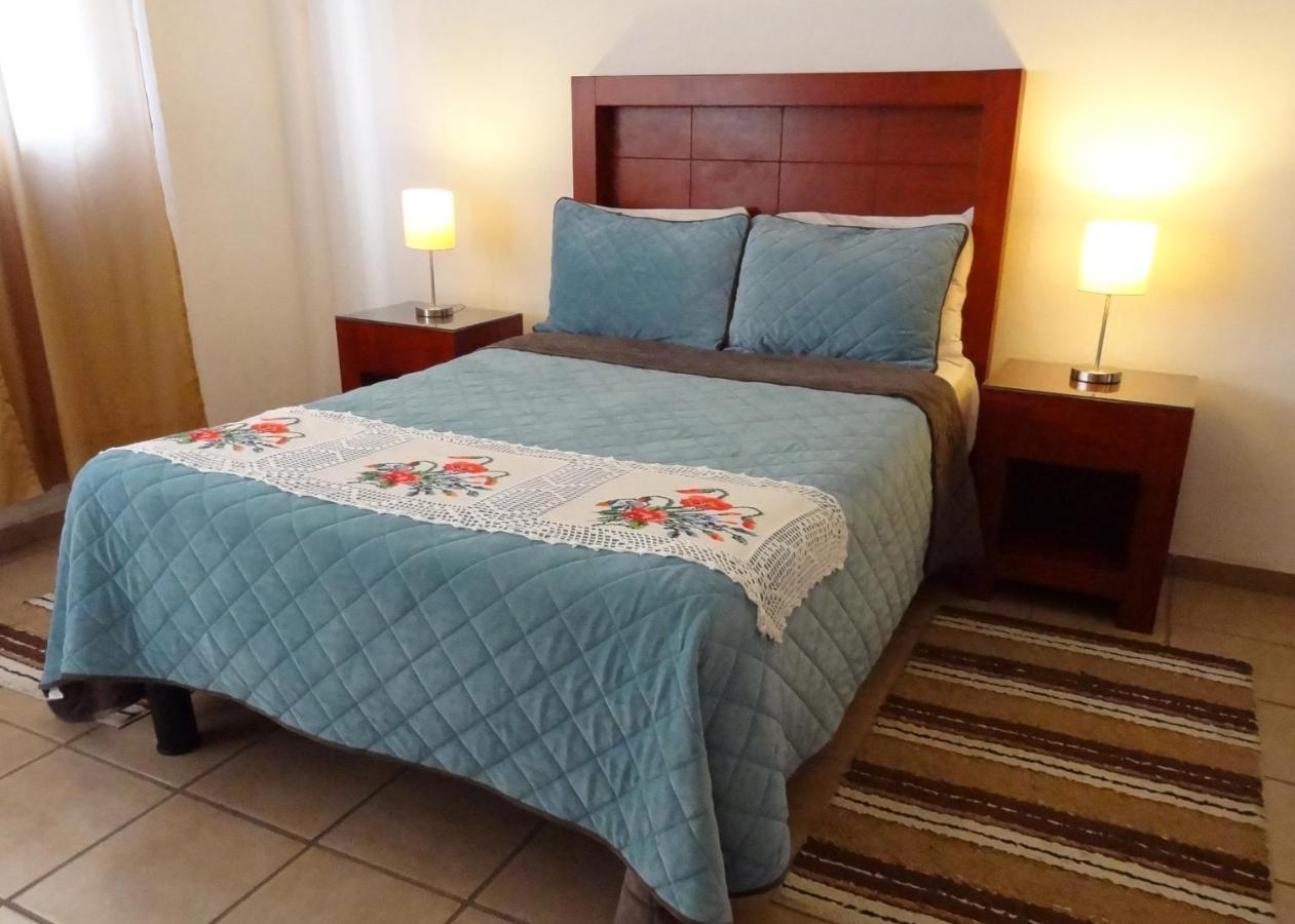 Hotel San Miguel Penjamo ภายนอก รูปภาพ